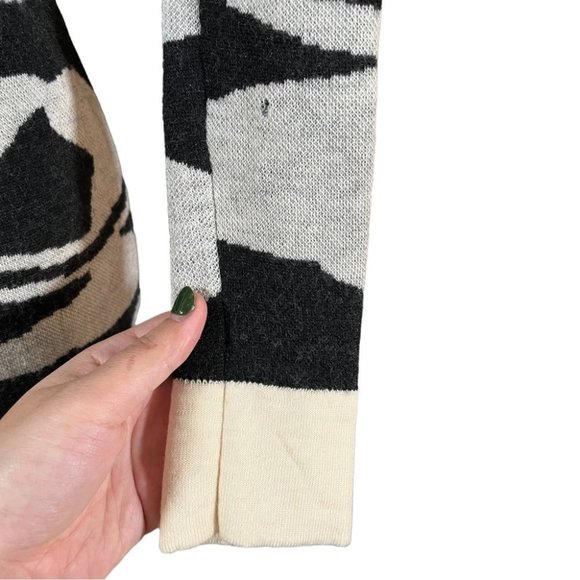 Diane Von Ferstenberg Berlin Long Sleeve Fitted Wool Sweater Dress XS - Picture 5 of 10